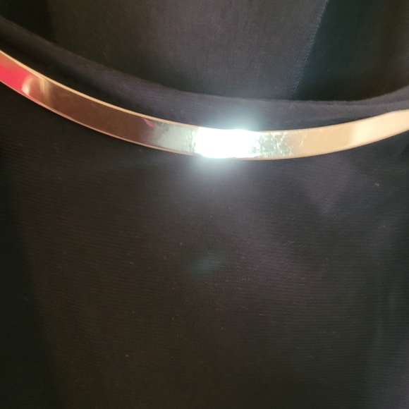 A.U.W black blouse. Gold piece on neckline. Size 1X. - Picture 5 of 10